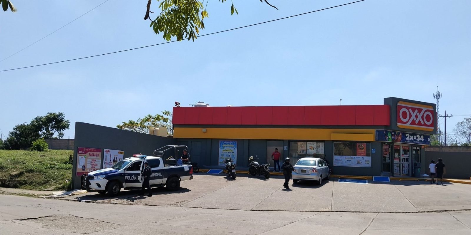 Asaltan tienda con navajas en Cosoleacaque
