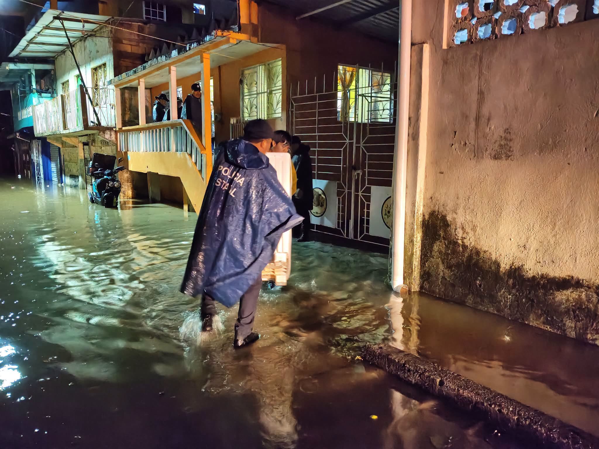 Rocío Nahle llega a Minatitlán para coordinar atención por lluvias en el sur de Veracruz