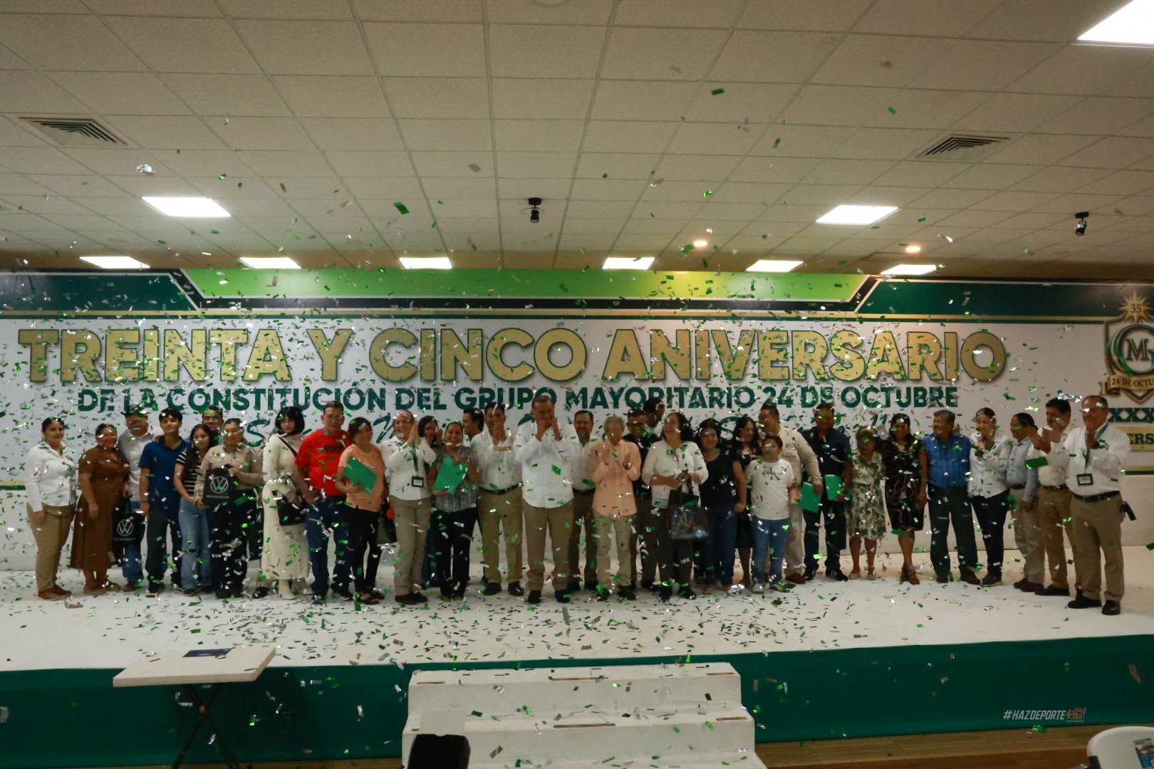 Entregan diez automóviles Volkswagen Virtus a trabajadores de la Sección 11 por aniversario sindical